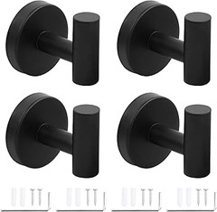 ¿Qué material elegir para perchas de pared en el baño?