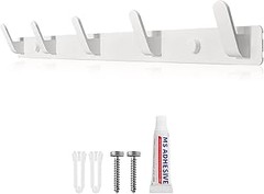 Madera o Metal: ¿Cuál es el Mejor Material para Percheros de Baño?