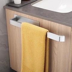 ¿Qué materiales son los más adecuados para toalleros de baño?